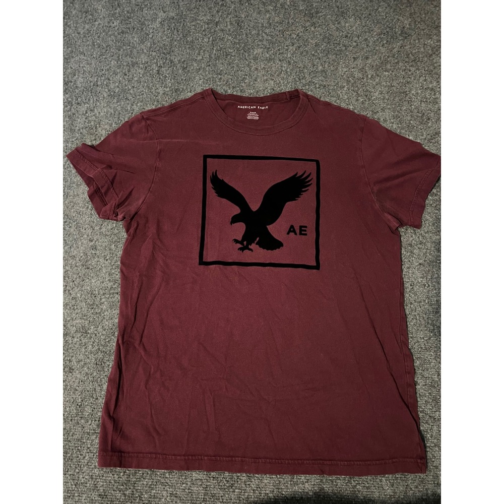 American Eagle Mens Graphic T-Shirt Medium Maroon Burgundy Eagle Logo Cotton